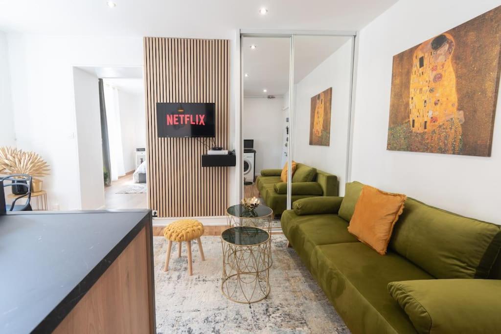 Parisian & Chic Appartement -15 Min From Paris Center Ivry-sur-Seine Buitenkant foto