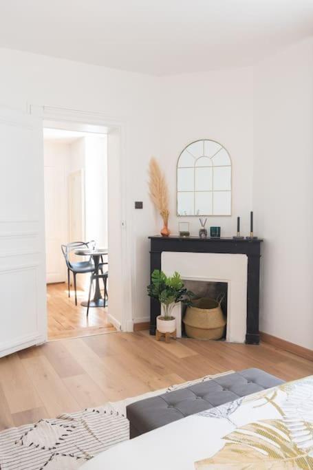 Parisian & Chic Appartement -15 Min From Paris Center Ivry-sur-Seine Buitenkant foto